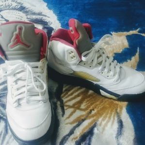 Jordan 5 fire red🔥🔥